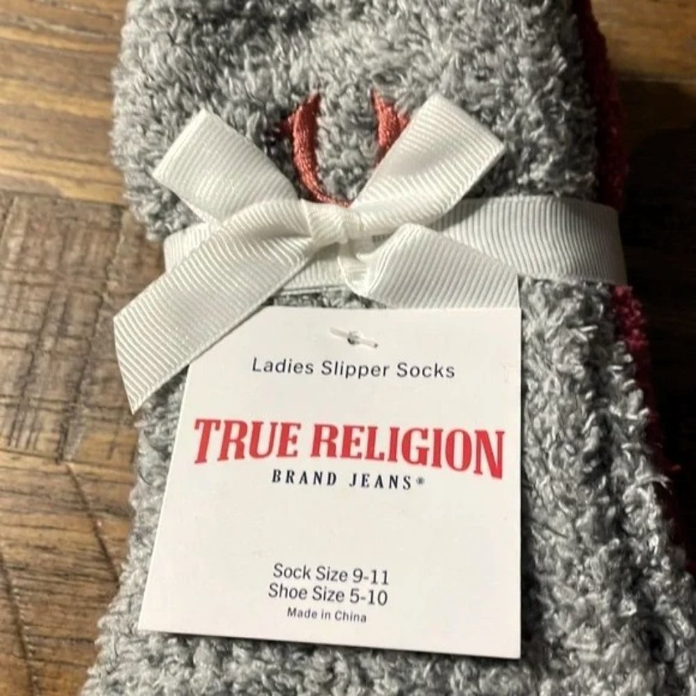 True Religion ladies slipper socks 3 pack set, brand new with tag SOFT AND COZY